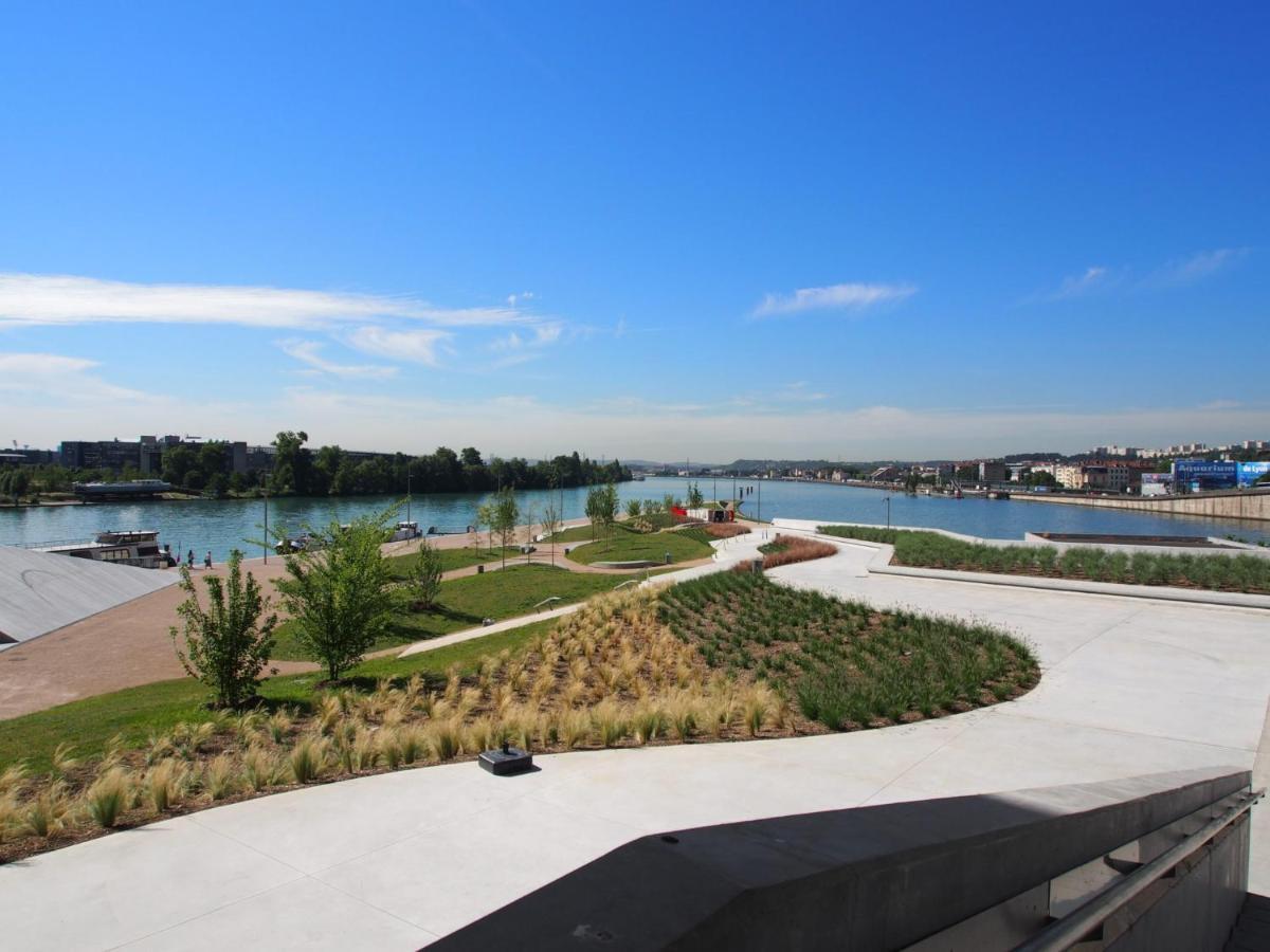 Appartamento Confluence - Superbe pied à terre avec parking privé Lione Esterno foto